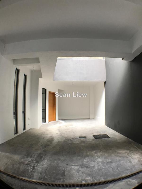 4-storey Terraced House for Sale in Damansara Perdana, Selangor by Sean Liew - iProperty.com.my