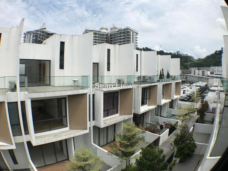 4-storey Terraced House for Sale in Damansara Perdana, Selangor by Sean Liew - iProperty.com.my