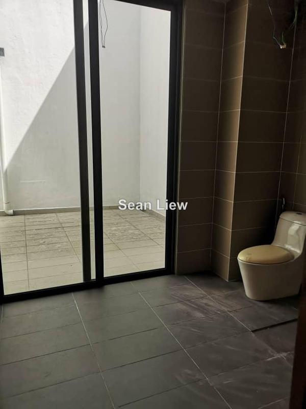 4-storey Terraced House for Sale in Damansara Perdana, Selangor by Sean Liew - iProperty.com.my