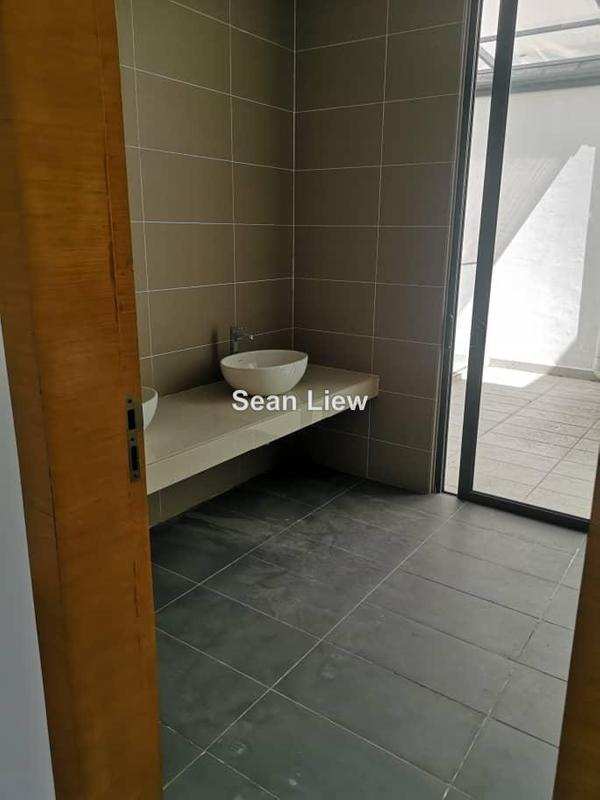 4-storey Terraced House for Sale in Damansara Perdana, Selangor by Sean Liew - iProperty.com.my