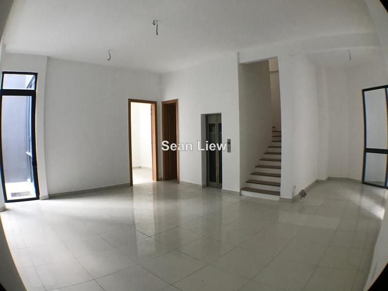 4-storey Terraced House for Sale in Damansara Perdana, Selangor by Sean Liew - iProperty.com.my