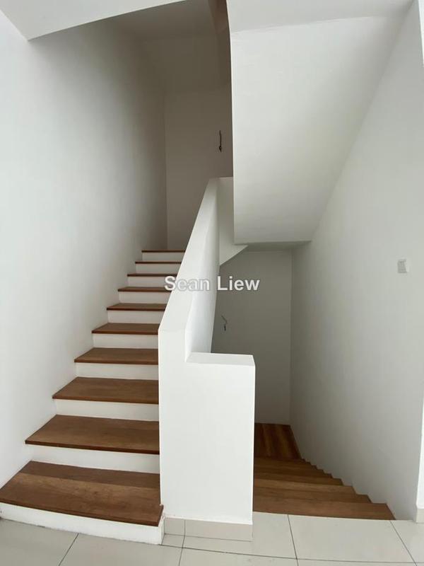 4-storey Terraced House for Sale in Damansara Perdana, Selangor by Sean Liew - iProperty.com.my