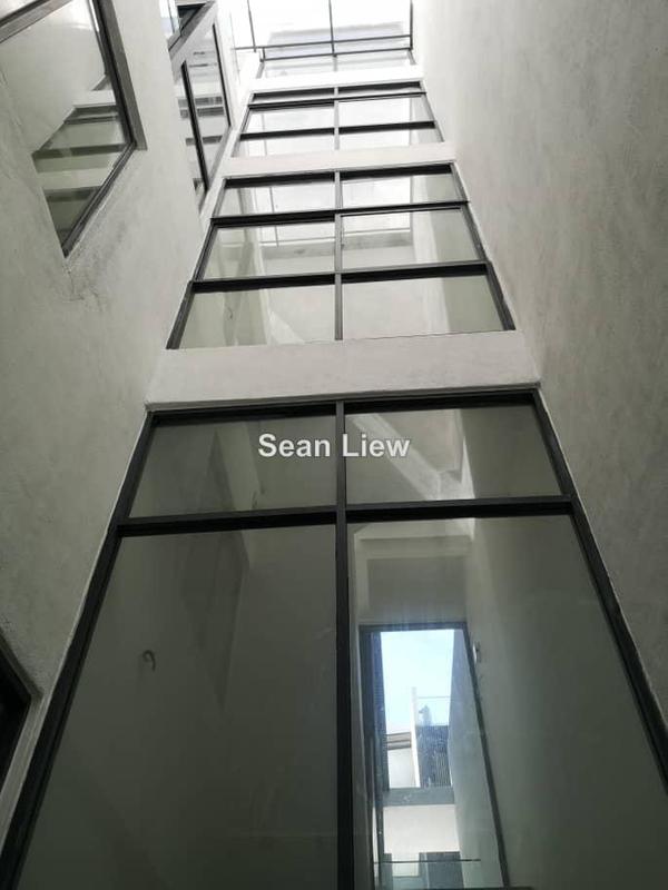 4-storey Terraced House for Sale in Damansara Perdana, Selangor by Sean Liew - iProperty.com.my