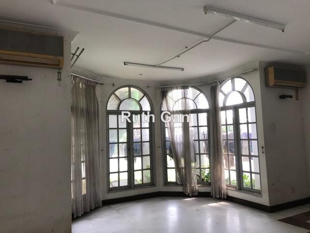 Bungalow House for Sale in Damansara Jaya, Petaling Jaya by Ruth Gan - iProperty.com.my