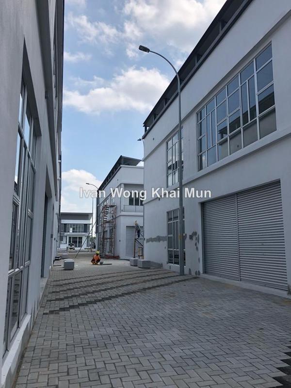 Office for Rent in Bandar Bukit Raja, Klang by Ivan Wong Khai Mun - iProperty.com.my
