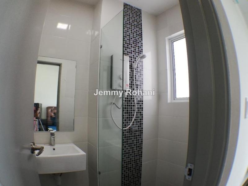 Service Residence for Sale in Mesahill by Jemmy Rohani - iProperty.com.my