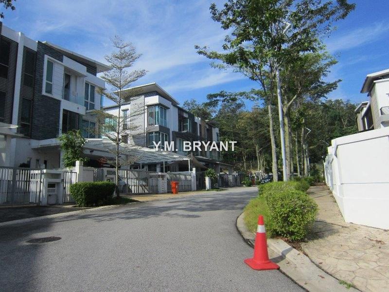 Bungalow House for Sale in GREEN HAVEN, Tropicana by Bryant Be - iProperty.com.my