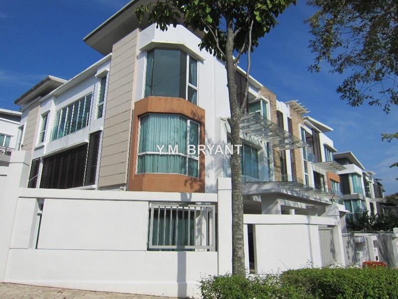 Bungalow House for Sale in GREEN HAVEN, Tropicana by Bryant Be - iProperty.com.my