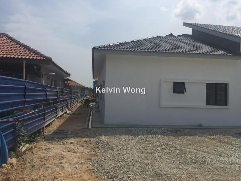 Semi-Detached House for Sale in Kampung Salak Tinggi, Sepang by Kelvin Wong - iProperty.com.my