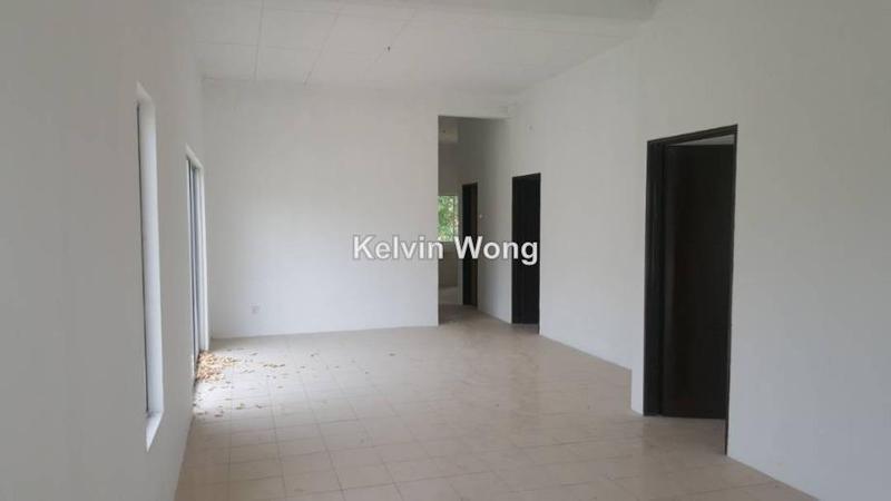 1-storey Terraced House for Sale in Jalan Kebun , seksyen 30, kota kemuning, Shah Alam by Kelvin Wong - iProperty.com.my
