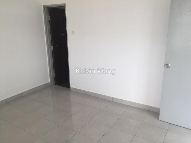Rumah Berkembar untuk Dijual di Jalan Meru, Meru mutiara, Klang oleh Kelvin Wong - iProperty.com.my