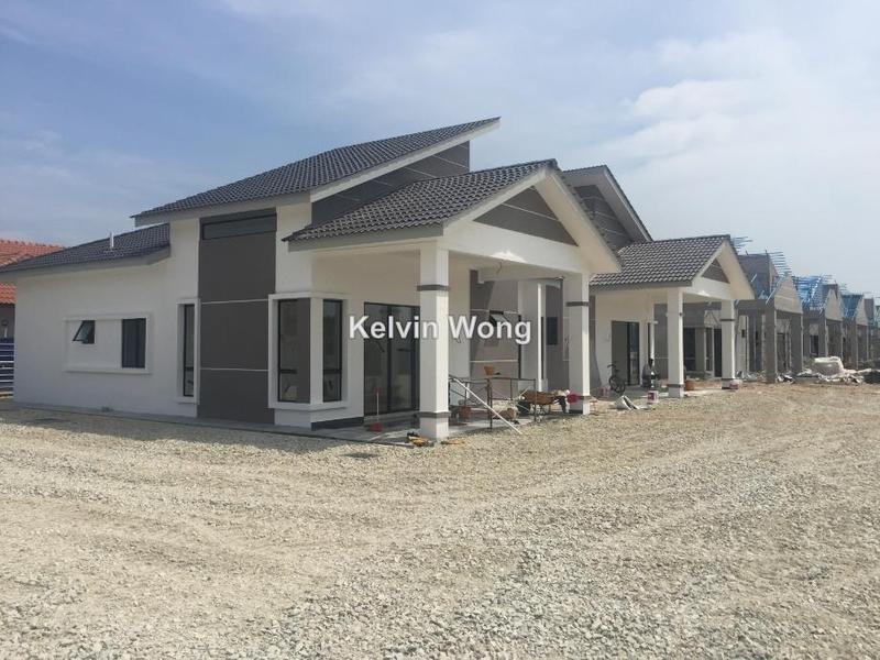 Semi-Detached House for Sale in Kampung Salak Tinggi, Sepang by Kelvin Wong - iProperty.com.my