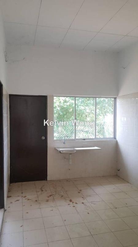 1-storey Terraced House for Sale in Jalan Kebun , seksyen 30, kota kemuning, Shah Alam by Kelvin Wong - iProperty.com.my
