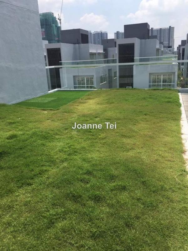 Bungalow House for Sale in Lakefront Villa, Cyberjaya by Joanne Tei - iProperty.com.my