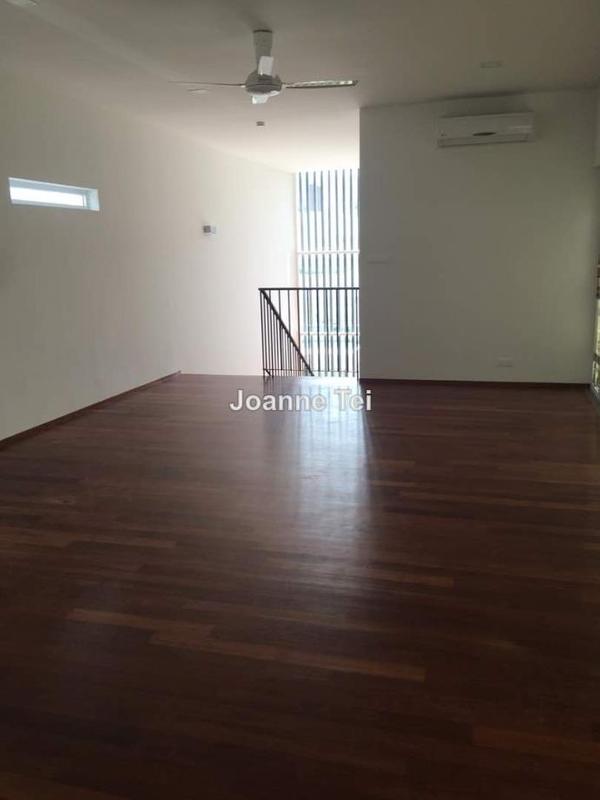 Bungalow House for Sale in Lakefront Villa, Cyberjaya by Joanne Tei - iProperty.com.my