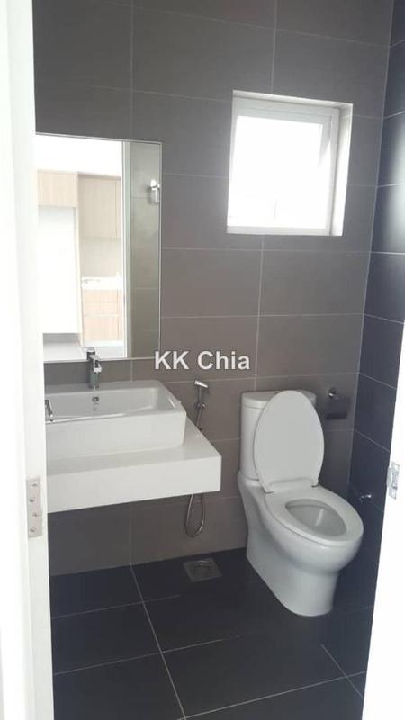 Kediaman Servis untuk Dijual di Sentrio Pandan oleh KK Chia - iProperty.com.my