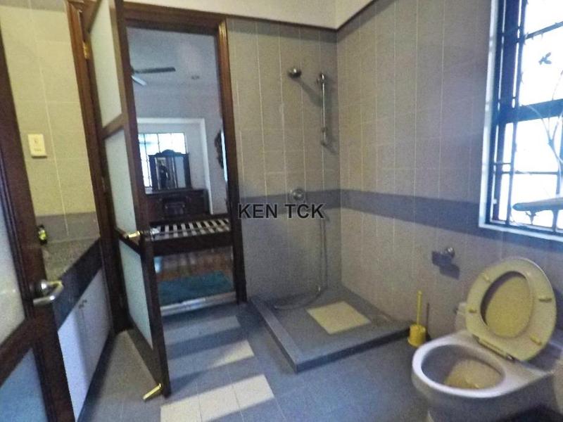 Bungalow House for Sale in Lakeview Saujana @ Saujana Golf, Saujana by Ken Tan - iProperty.com.my