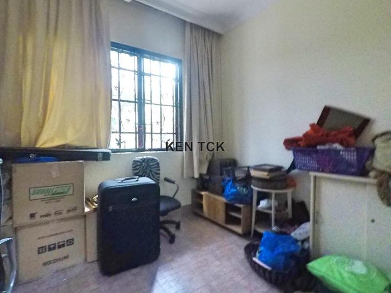 Bungalow House for Sale in Lakeview Saujana @ Saujana Golf, Saujana by Ken Tan - iProperty.com.my