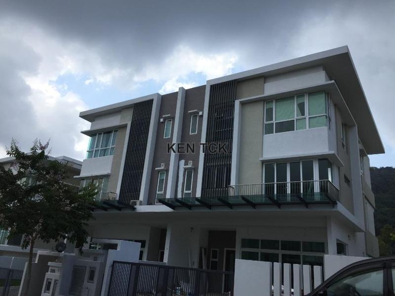 Semi-Detached House for Sale in Bandar Damansara Perdana, Damansara Perdana by Ken Tan - iProperty.com.my