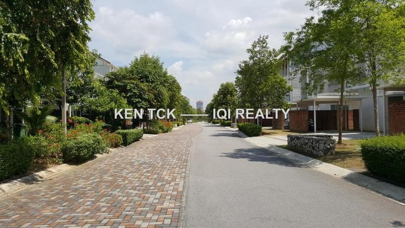 Bungalow House for Sale in Seri Pilmoor, Ara Damansara by Ken Tan - iProperty.com.my