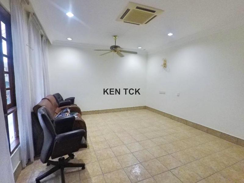 Bungalow House for Sale in Lakeview Saujana @ Saujana Golf, Saujana by Ken Tan - iProperty.com.my