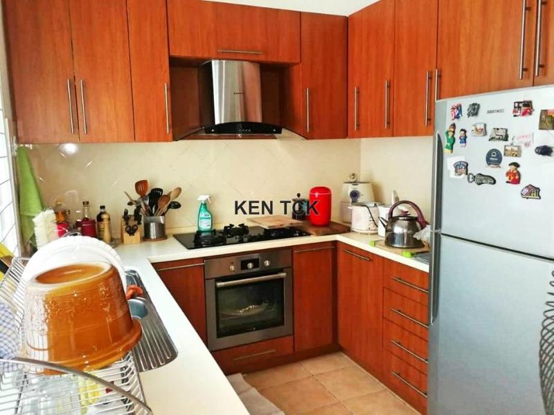 Rumah Berkembar untuk Dijual di Seksyen 9, Kota Damansara oleh Ken Tan - iProperty.com.my