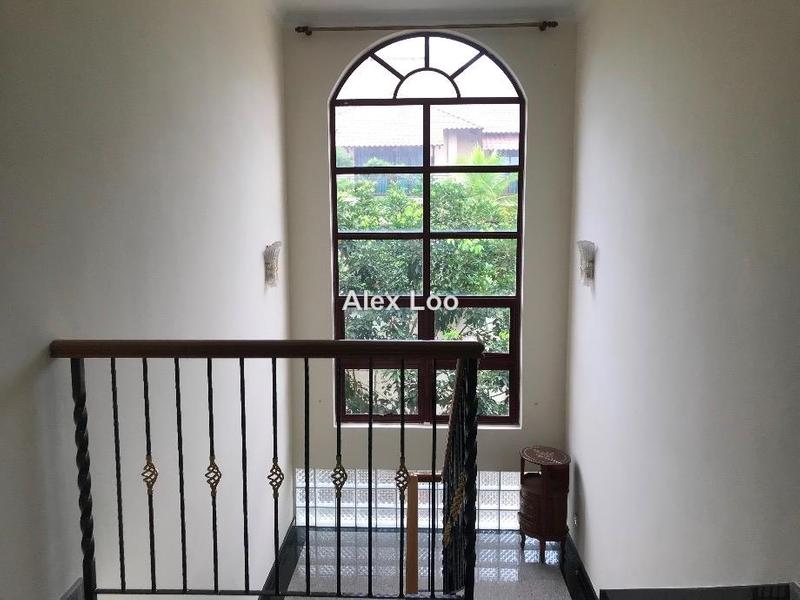 Bungalow House untuk Dijual di Glenmarie Court, Glenmarie oleh Alex Loo - Glenmarie Court Bungalow For Sale - iProperty.com.my
