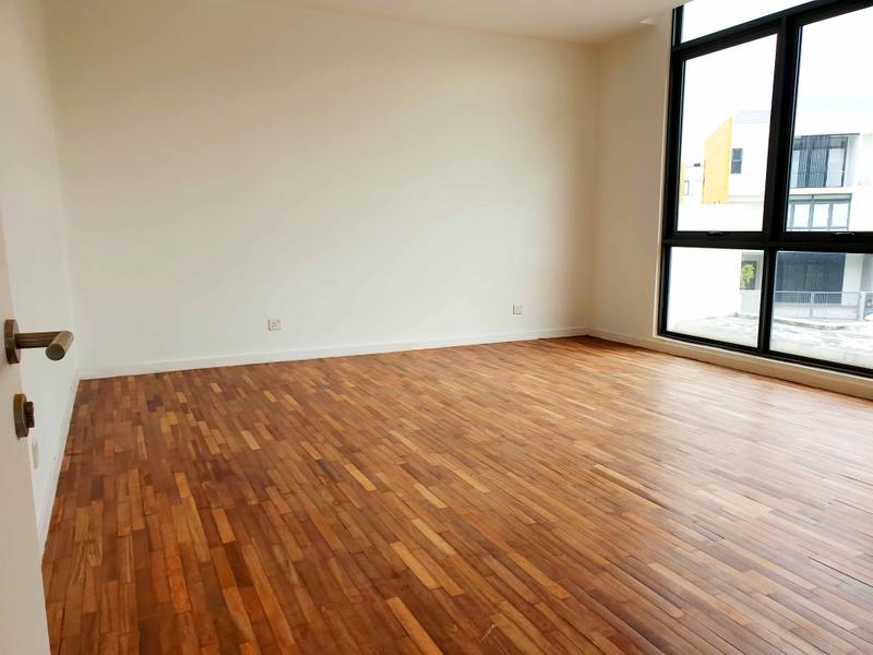 3-storey Terraced House for Sale in Lake Fields, Sungai Besi by Suki Tan - iProperty.com.my