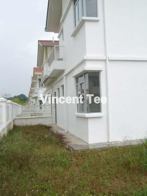 Bungalow House for Sale in D'Alpinia, 16 Sierra, Puchong by Vincent Tee - iProperty.com.my