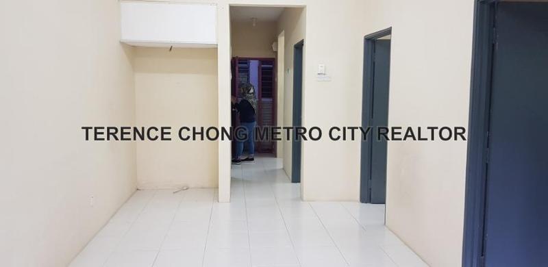 Rumah Pangsa untuk Dijual di Damai Utama oleh Terence Chong - iProperty.com.my
