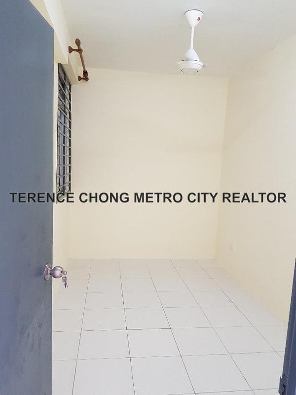 Rumah Pangsa untuk Dijual di Damai Utama oleh Terence Chong - iProperty.com.my