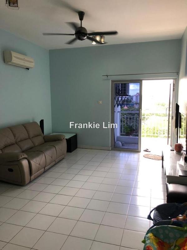 For Sale - Plaza Menjalara