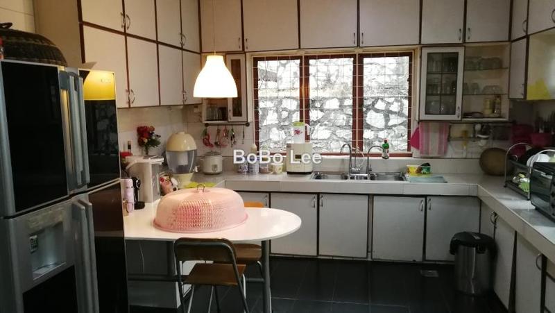 Bungalow House for Sale in Taman Overseas Union (Taman Oug), Jalan Klang Lama (Old Klang Road) by BoBo Lee - iProperty.com.my
