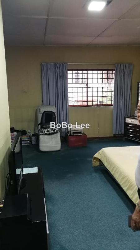Bungalow House for Sale in Taman Overseas Union (Taman Oug), Jalan Klang Lama (Old Klang Road) by BoBo Lee - iProperty.com.my