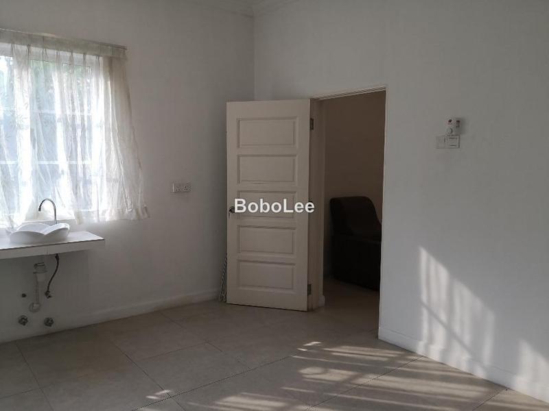 Bungalow House for Sale in Taman Overseas Union (Taman Oug), Jalan Klang Lama (Old Klang Road) by BoBo Lee - iProperty.com.my