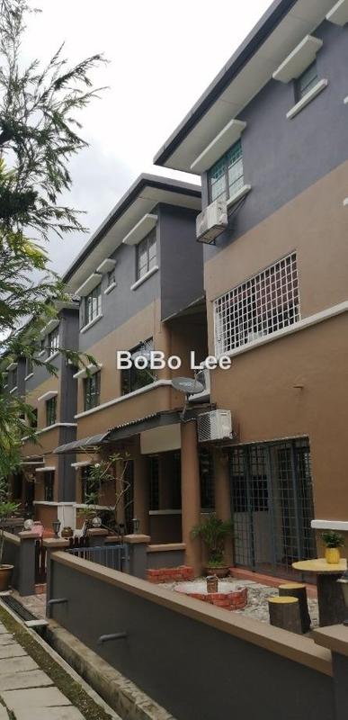 Townhouse for Sale in Taman Overseas Union (Taman Oug), Jalan Klang Lama (Old Klang Road) by BoBo Lee - iProperty.com.my