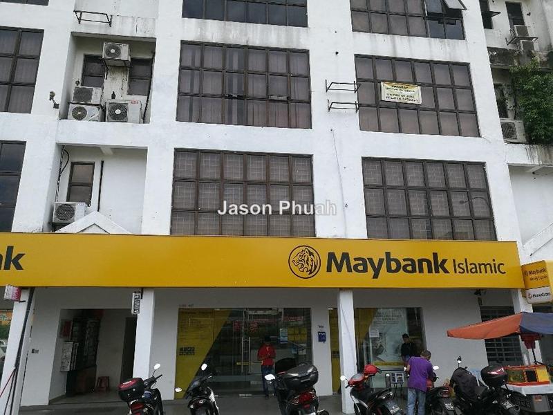 For Rent - Sri Gombak 1st floor side by side