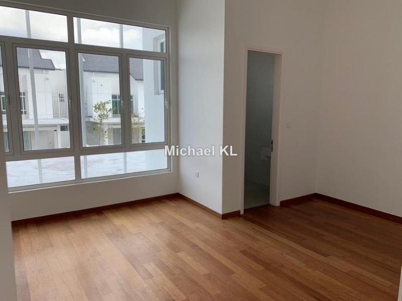 Rumah Berkembar untuk Dijual di Bandar Sri Sendayan, Seremban oleh Michael Liew - iProperty.com.my