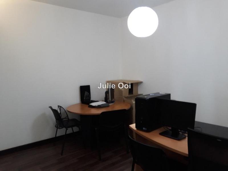 Pejabat untuk Dijual di KLCC, KL City Centre oleh Julie Ooi - iProperty.com.my