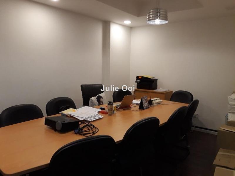 Pejabat untuk Dijual di KLCC, KL City Centre oleh Julie Ooi - iProperty.com.my
