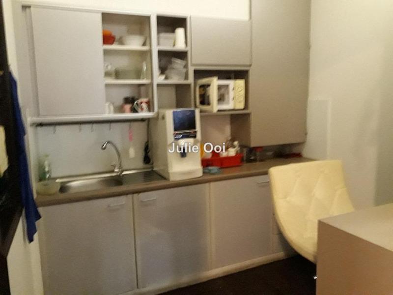 Pejabat untuk Dijual di KLCC, KL City Centre oleh Julie Ooi - iProperty.com.my