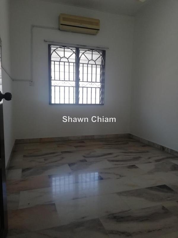 Rumah Berangkai 2 Tingkat untuk Disewa di Taman Sri Jarom, Jenjarom oleh Shawn Chiam - iProperty.com.my