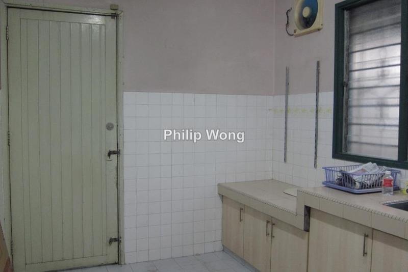 Rumah Teres 2-Tingkat untuk Dijual di Taman Bukit Serdang, Seri Kembangan oleh Philip Wong - iProperty.com.my