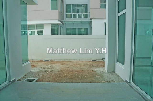 Bungalow House for Sale in Ambang Botanic, Klang by Matthew Lim Y.H - iProperty.com.my