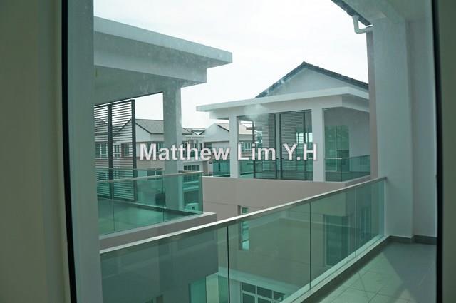 Bungalow House for Sale in Ambang Botanic, Klang by Matthew Lim Y.H - iProperty.com.my