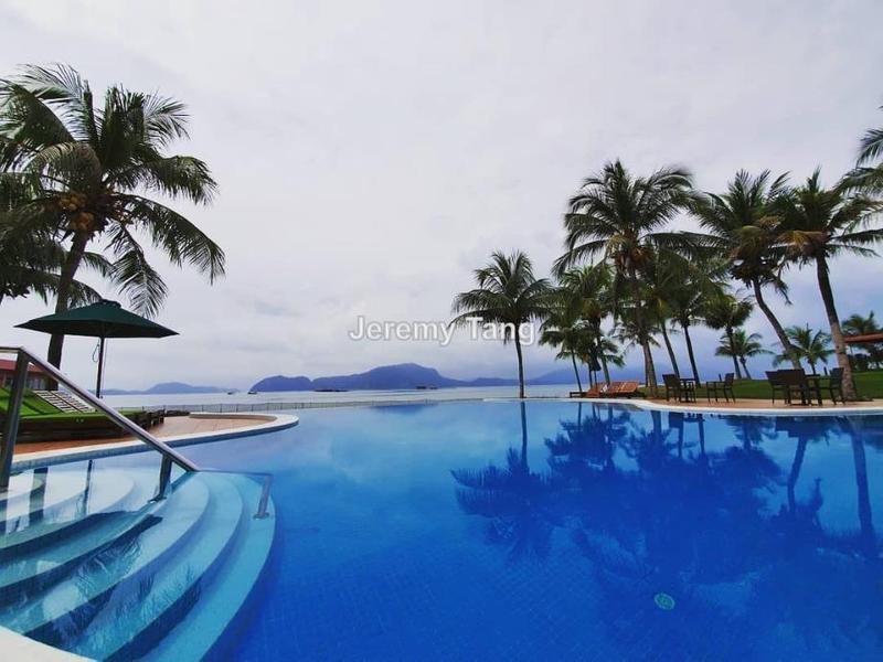 For Sale - Beautiful 4-star Resort