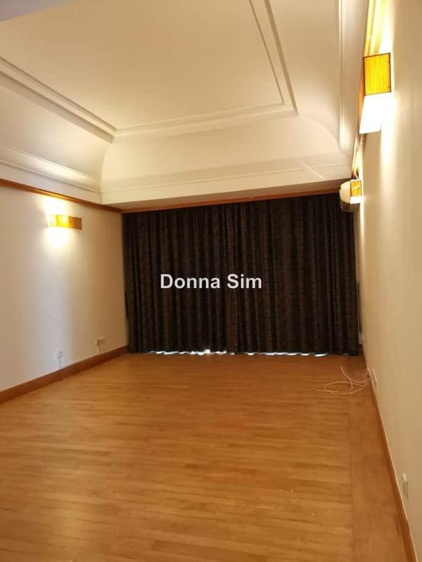 Bungalow House untuk Dijual di Taman Bukit Pantai, Bangsar oleh Donna Sim - iProperty.com.my