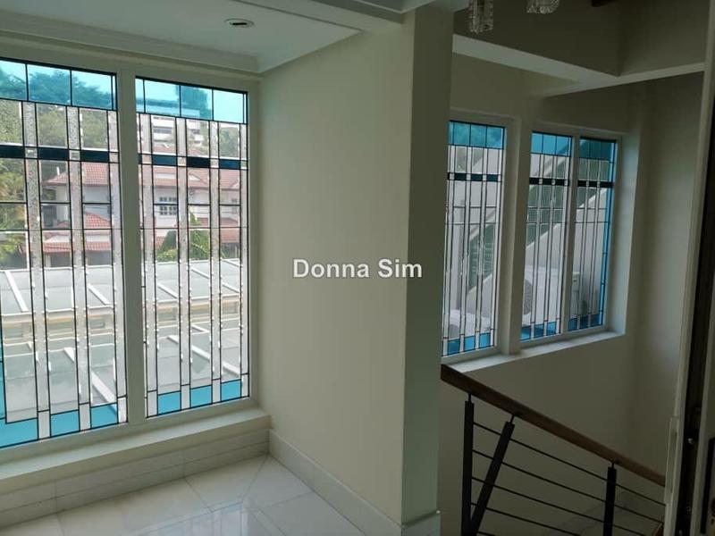 Bungalow House untuk Dijual di Taman Bukit Pantai, Bangsar oleh Donna Sim - iProperty.com.my