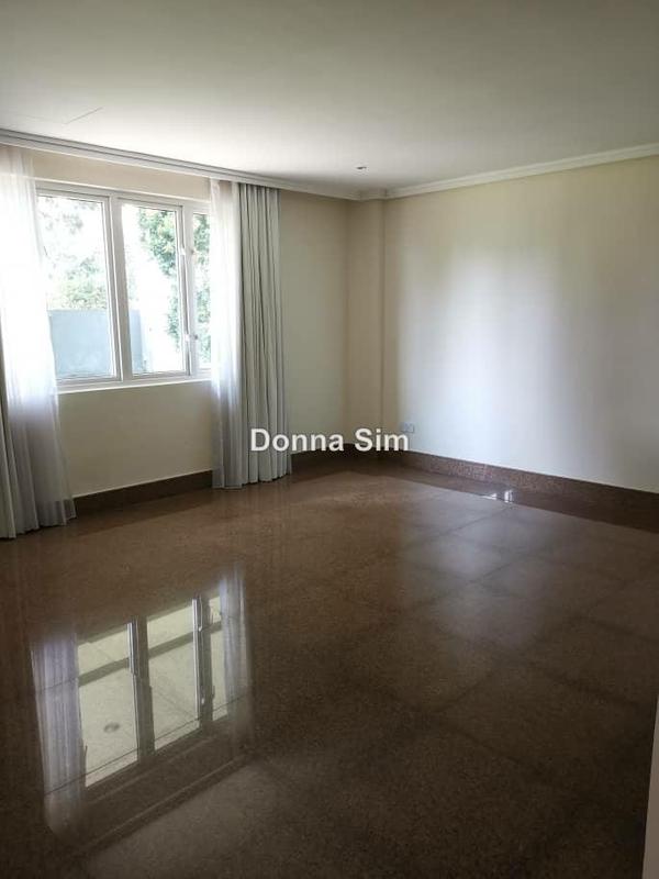 Bungalow House untuk Dijual di Taman Bukit Pantai, Bangsar oleh Donna Sim - iProperty.com.my