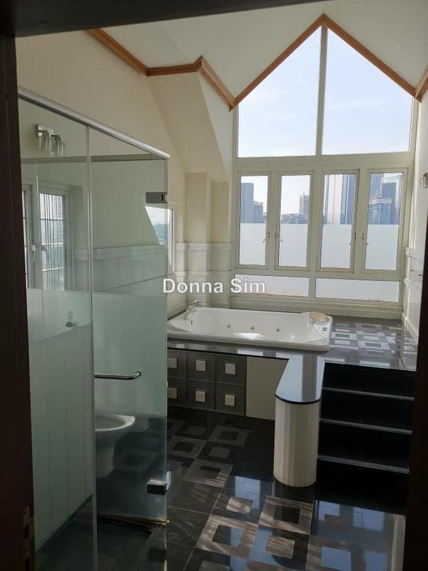Bungalow House untuk Dijual di Taman Bukit Pantai, Bangsar oleh Donna Sim - iProperty.com.my
